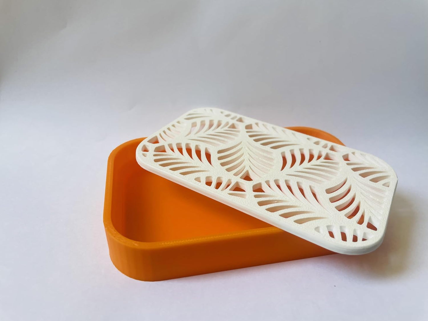 Set of Three | Decorative Soap Dish with Palm Leaf Pattern, Multicolor Base with White Cover, for Kitchen, Bath and Washbasin, Keeps Soap Dry