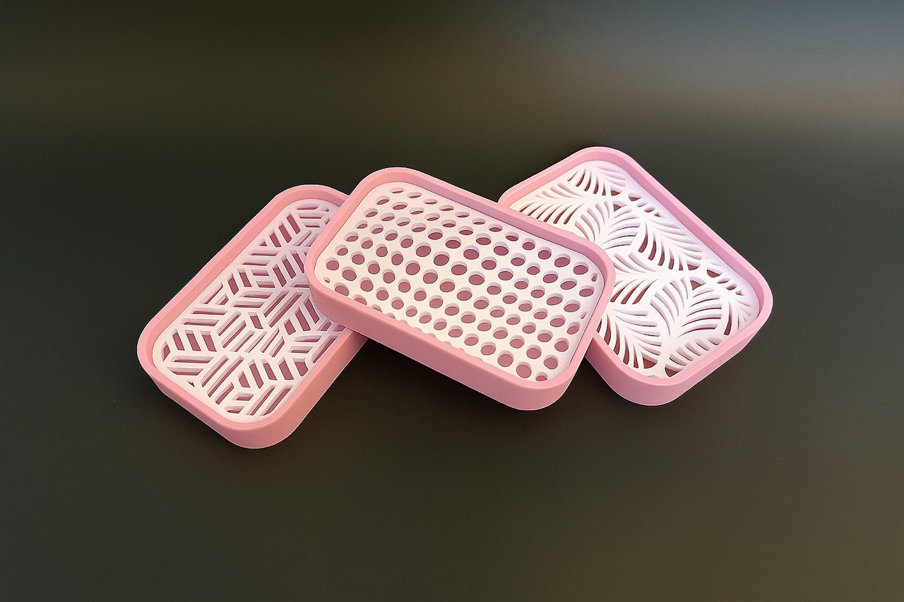 Set of Three | Decorative Soap Dish with Palm Leaf Pattern, Multicolor Base with White Cover, for Kitchen, Bath and Washbasin, Keeps Soap Dry